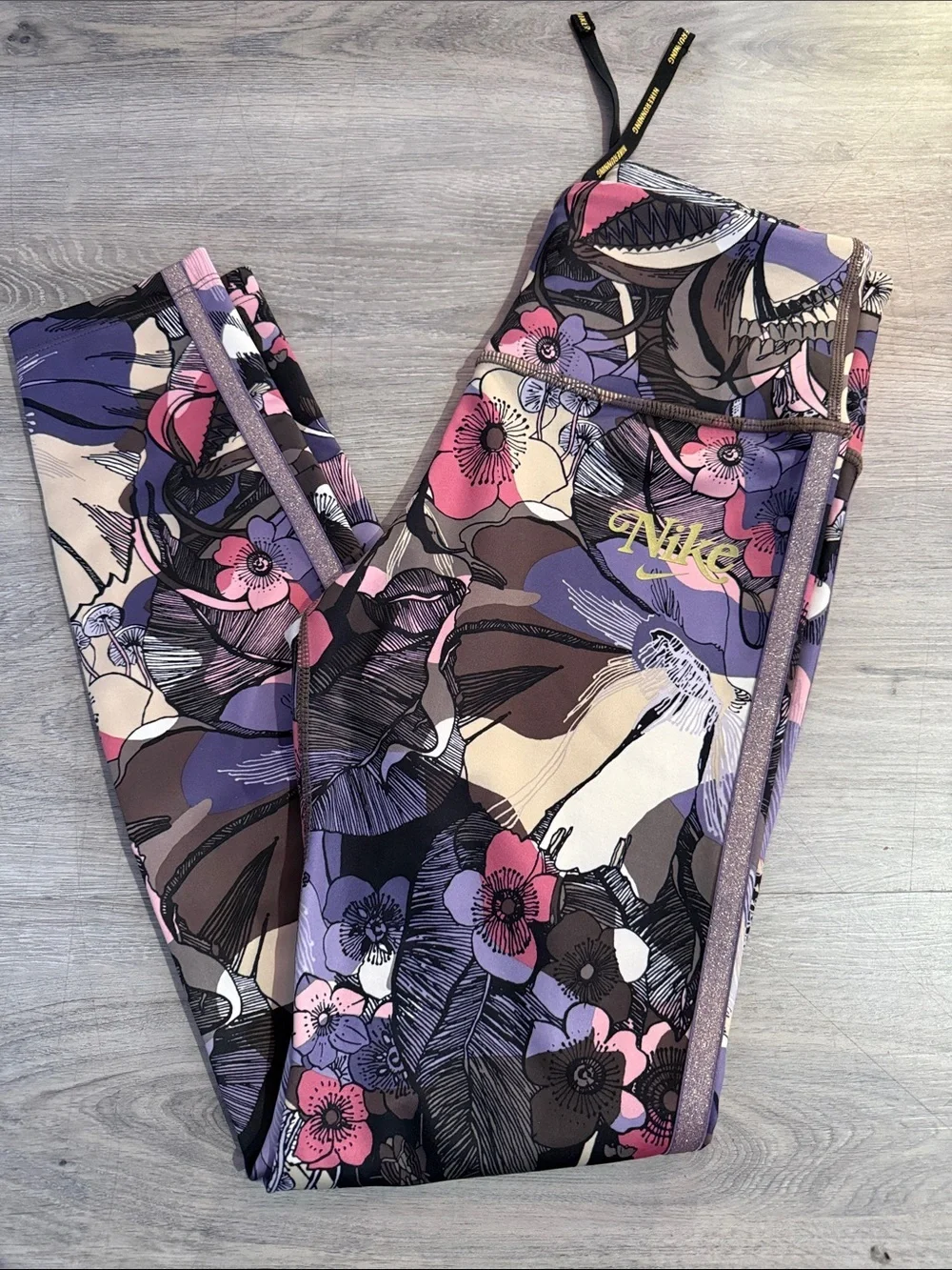 Nike 83% polyester